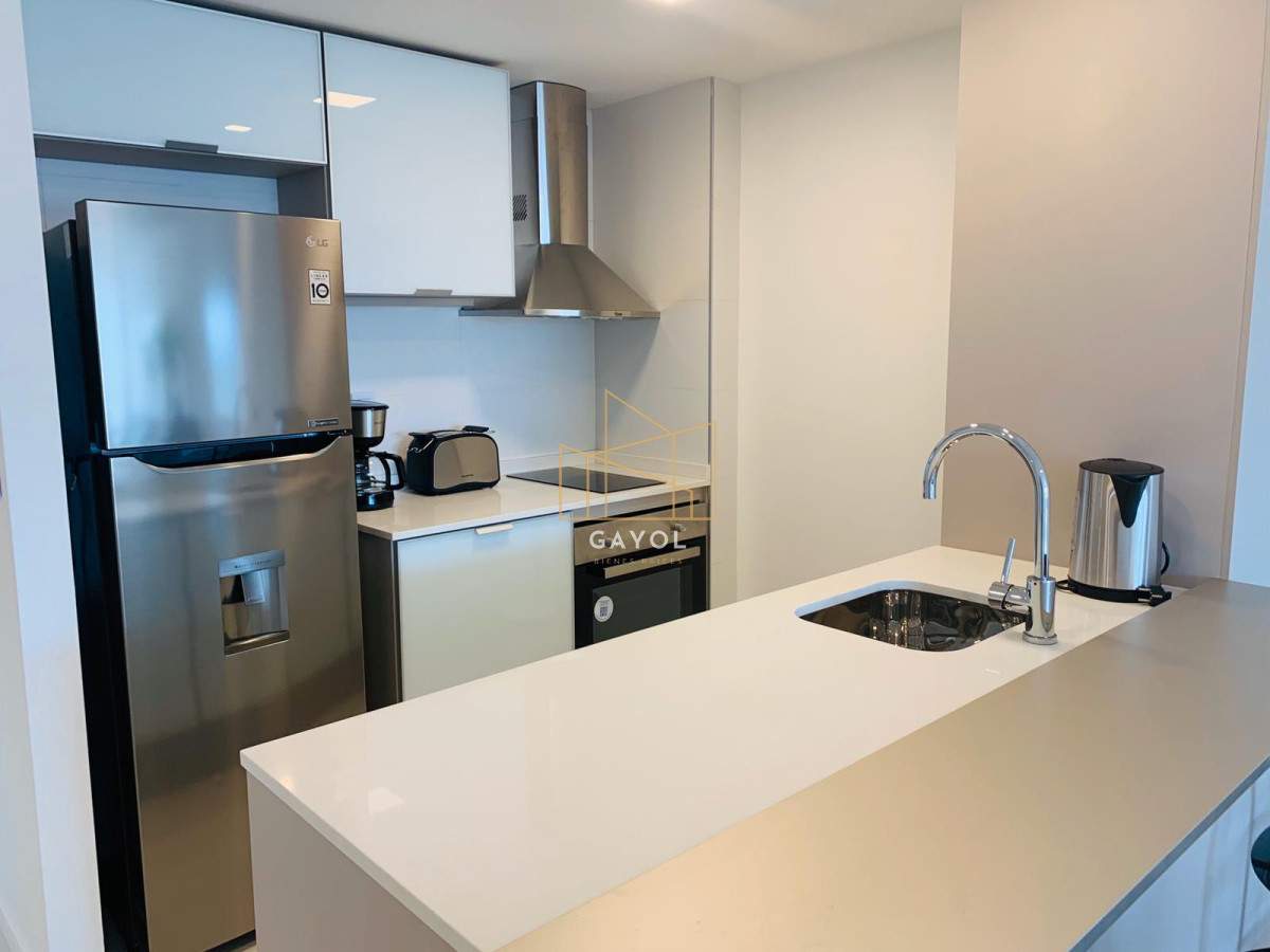 Apartamento ID.939 - Apartamento de 2 dormitorios en alquiler anual .