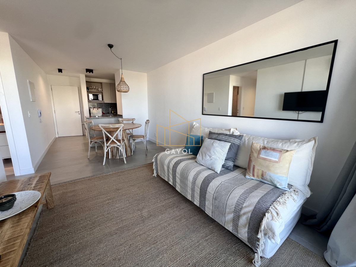 Apartamento ID.141 - En alquiler anual apartamento de 1 y 1/2 dormitorios