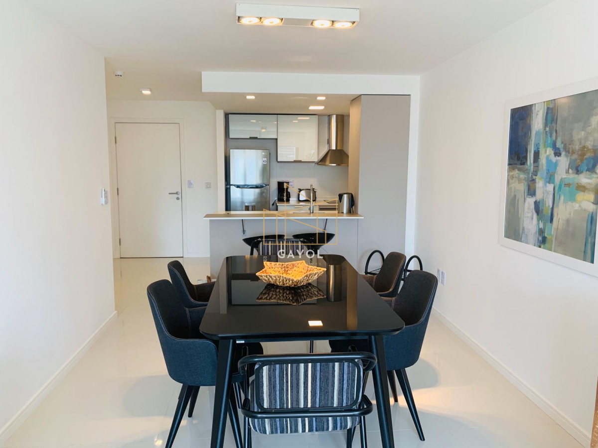 Apartamento ID.939 - Apartamento de 2 dormitorios en alquiler anual .