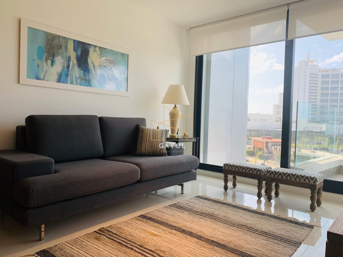 Apartamento ID.939 - Apartamento de 2 dormitorios en alquiler anual .