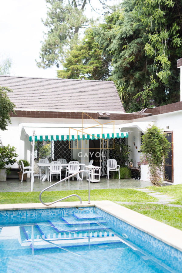 Casa ID.620 - Casa en venta en Punta del Este de 3 dormitorios. 