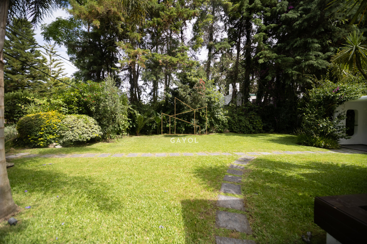 Casa ID.620 - Casa en venta en Punta del Este de 3 dormitorios. 