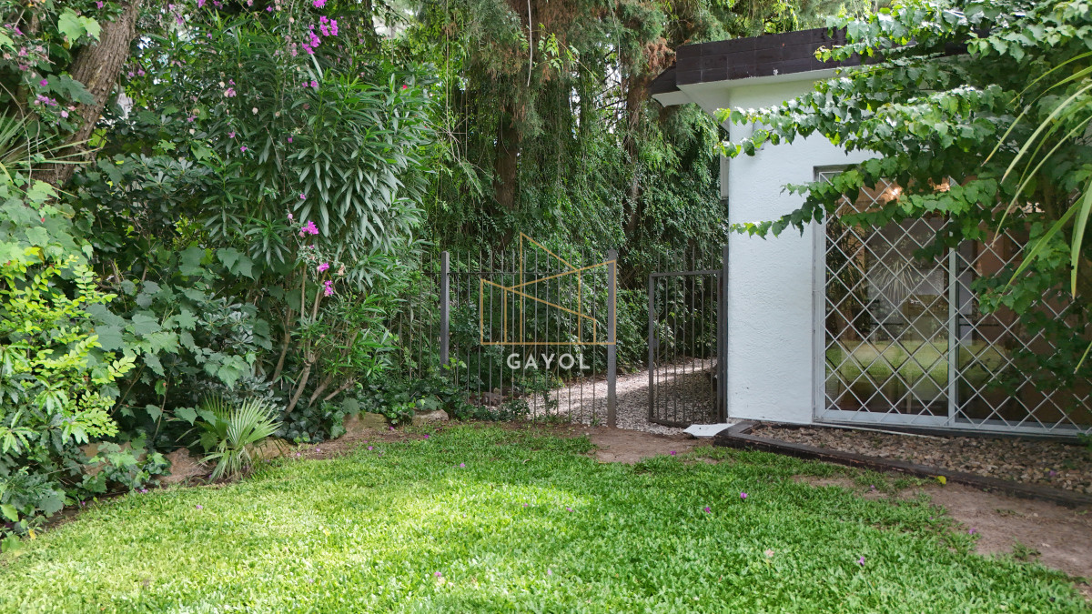 Casa ID.620 - Casa en venta en Punta del Este de 3 dormitorios. 