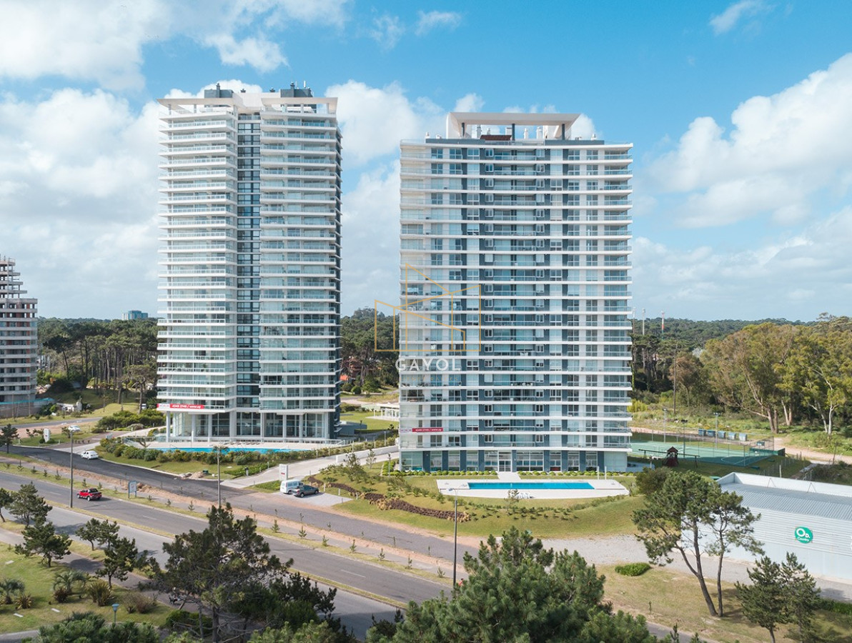 Apartamento ID.75 - Apartamento Torre One   3 dormitorios en venta y alquiler Punta del Este
