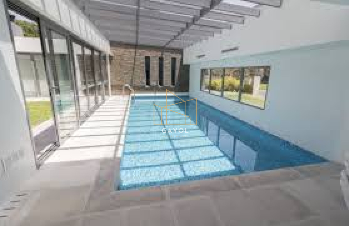 Apartamento ID.464 - Apartamento en venta 2 dormitorios. Chronos- Playa Brava. Punta del Este.