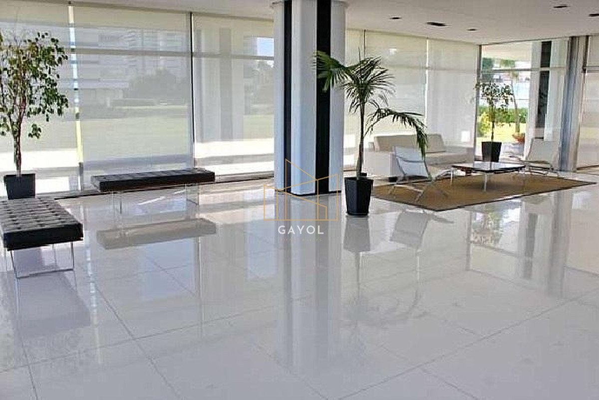 Apartamento ID.75 - Apartamento Torre One   3 dormitorios en venta y alquiler Punta del Este