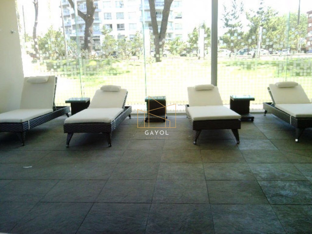 Apartamento ID.139 - Apartamento en venta con renta 2 dormitorios. Punta del Este