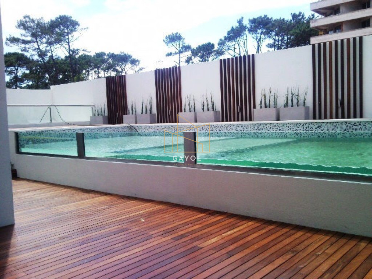 Apartamento ID.139 - Apartamento en venta con renta 2 dormitorios. Punta del Este