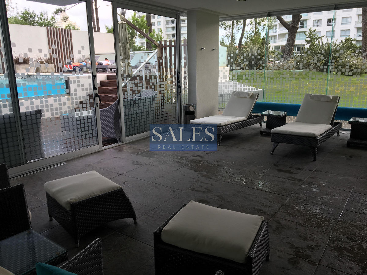 Apartamento ID.1075 - Apartamento en venta con renta 2 dormitorios. Punta del Este