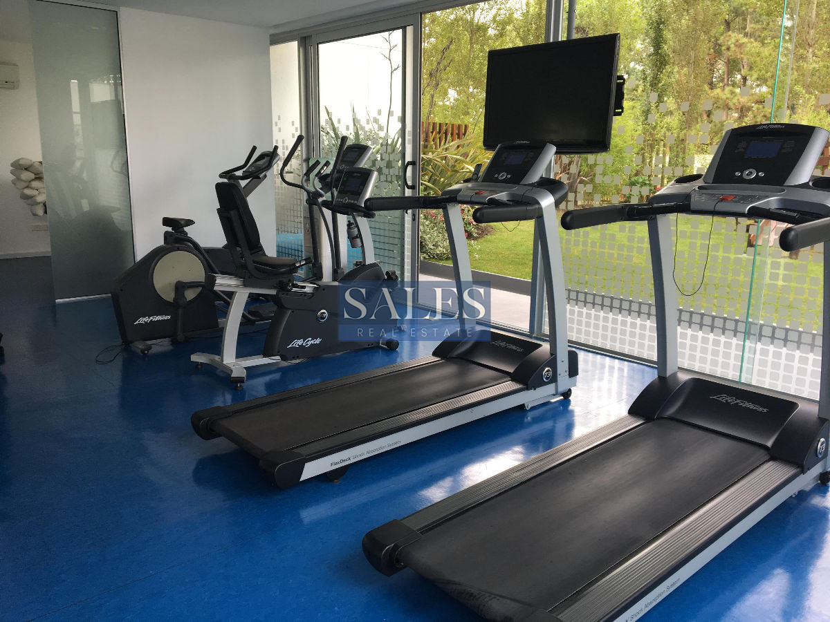 Apartamento ID.1075 - Apartamento en venta con renta 2 dormitorios. Punta del Este
