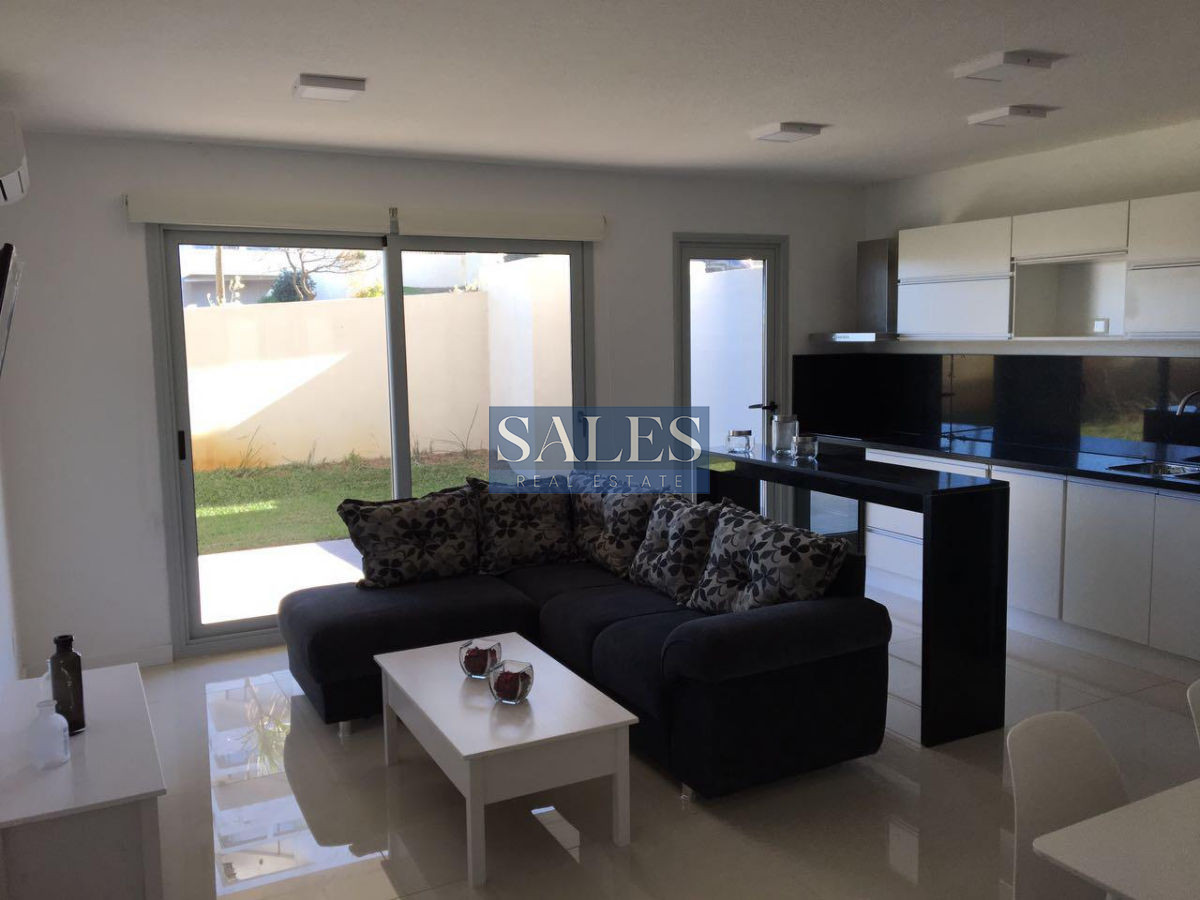 Apartamento ID.161 - Apartamento en venta de 1 dormitorio frente al mar. Punta del Este