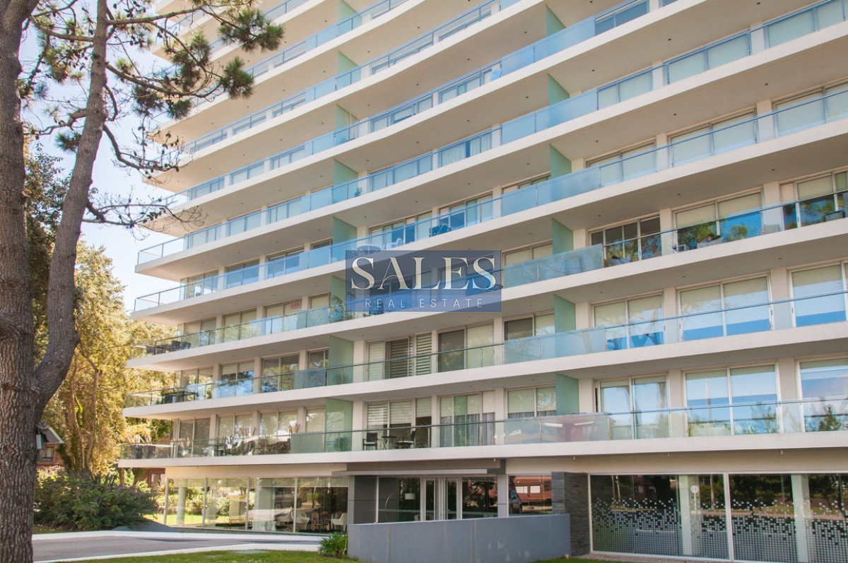 Apartamento ID.1075 - Apartamento en venta con renta 2 dormitorios. Punta del Este