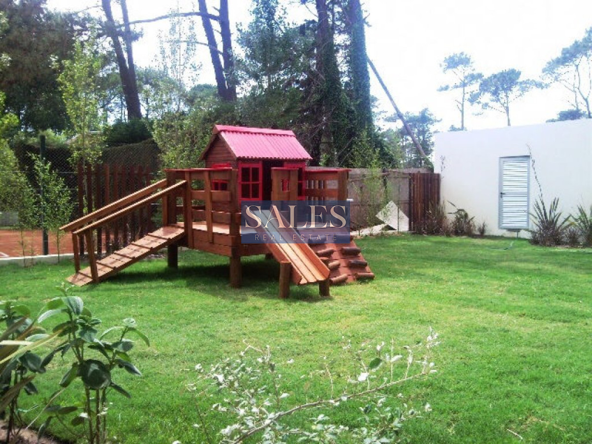 Apartamento ID.1075 - Apartamento en venta con renta 2 dormitorios. Punta del Este