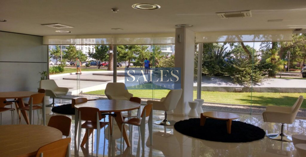 Apartamento ID.1075 - Apartamento en venta con renta 2 dormitorios. Punta del Este