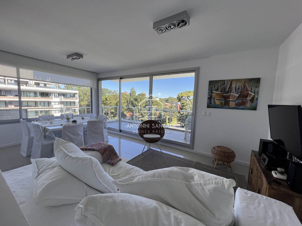 Apartamento ID.1709 - Emerald apartamento en venta - 3 dormitorios + den- piscina  - Mansa Penthouse Punta del Este