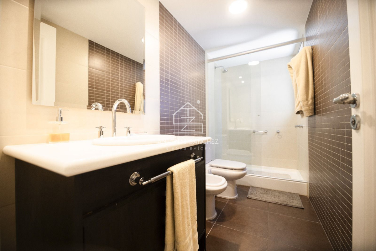 Apartamento ID.1674 - Imperiale. Apartamento en venta - 4 dormitorios.-