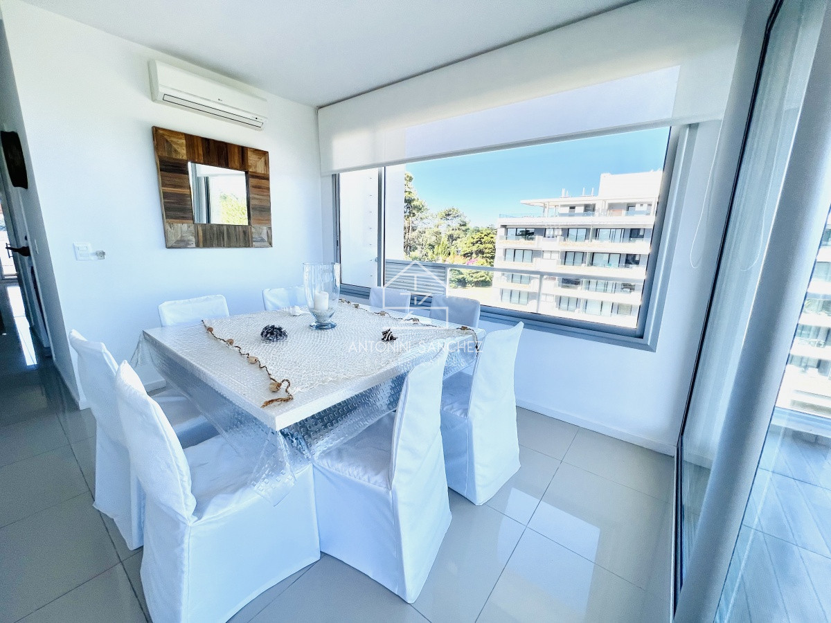 Apartamento ID.1709 - Emerald apartamento en venta - 3 dormitorios + den- piscina  - Mansa Penthouse Punta del Este