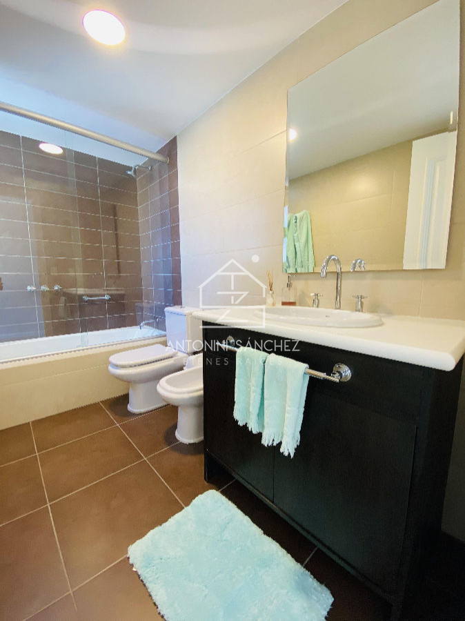 Apartamento ID.1674 - Imperiale. Apartamento en venta - 4 dormitorios.-