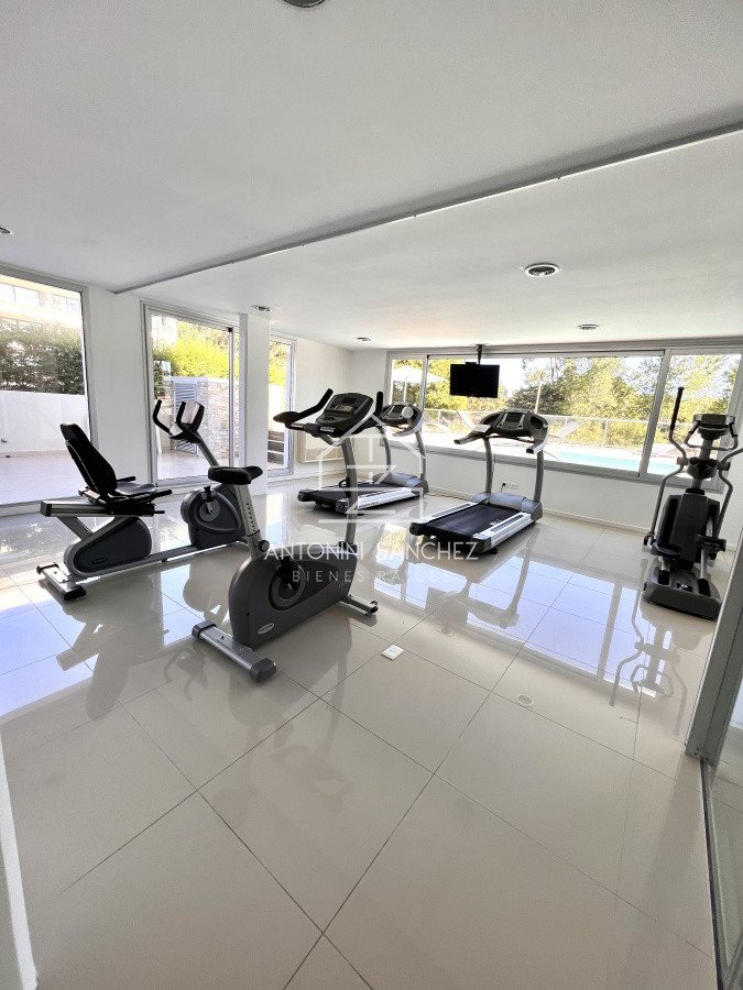 Apartamento ID.1709 - Emerald apartamento en venta - 3 dormitorios + den- piscina  - Mansa Penthouse Punta del Este