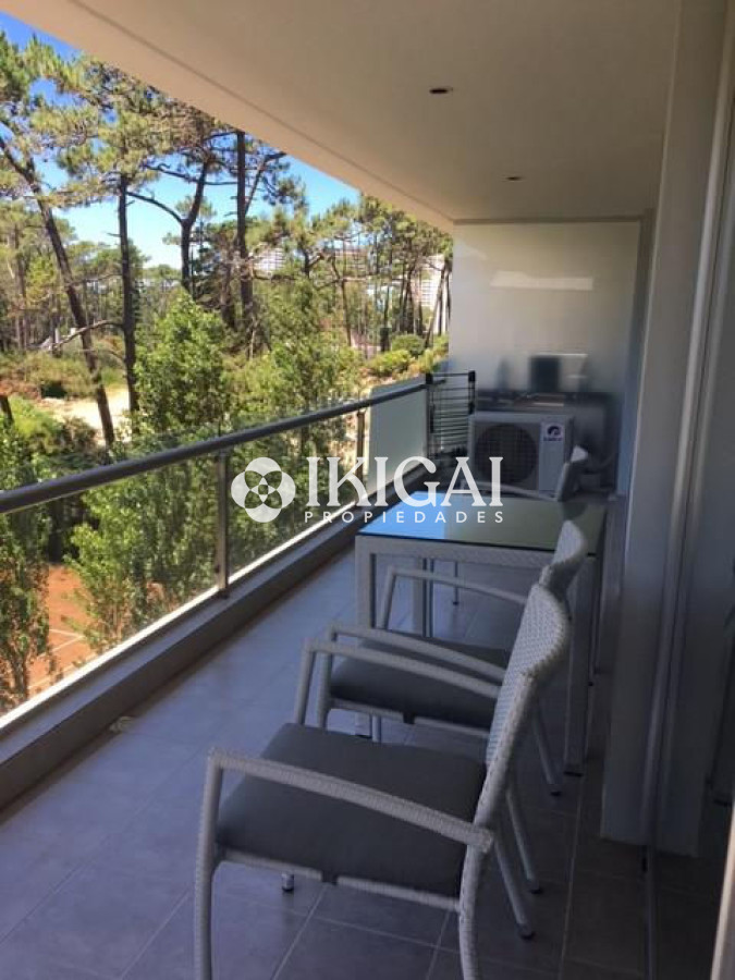 Apartamento ID.831 - Apartamento en venta con renta 2 dormitorios. Punta del Este
