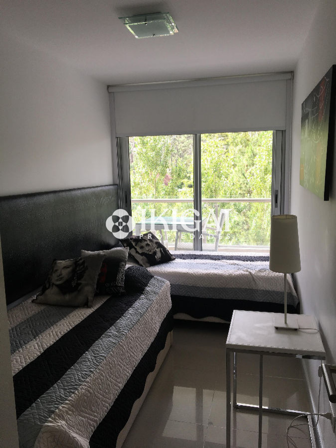 Apartamento ID.831 - Apartamento en venta con renta 2 dormitorios. Punta del Este