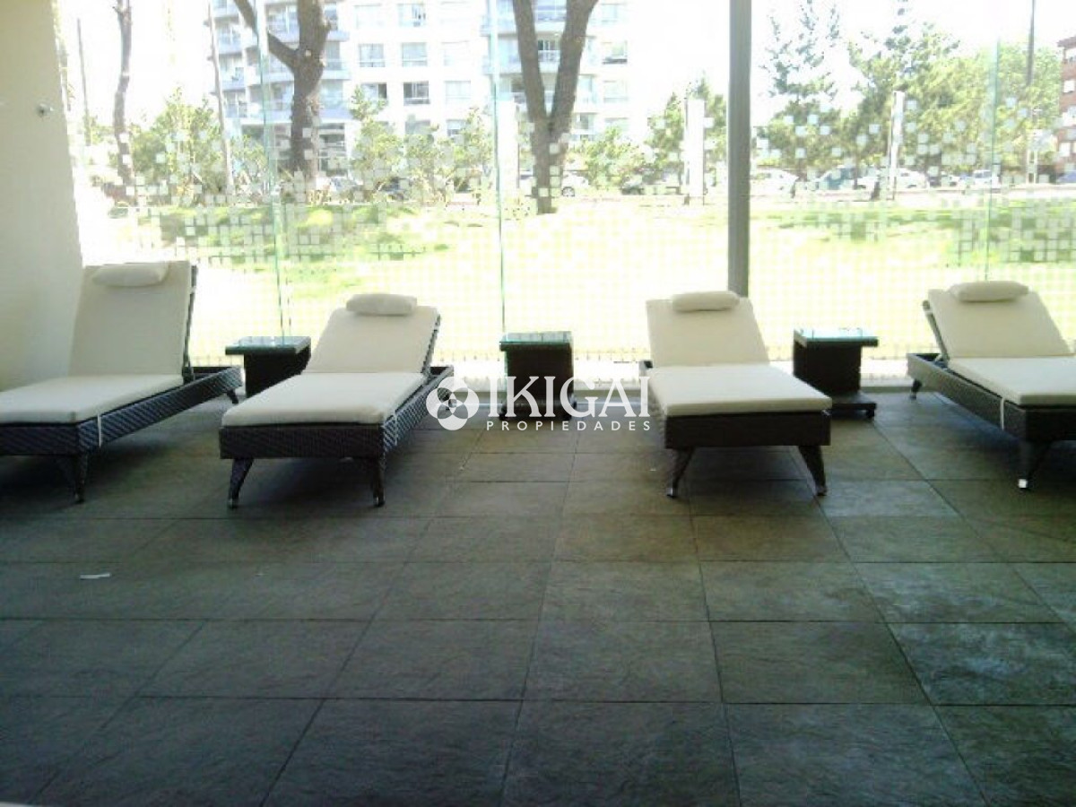 Apartamento ID.831 - Apartamento en venta con renta 2 dormitorios. Punta del Este