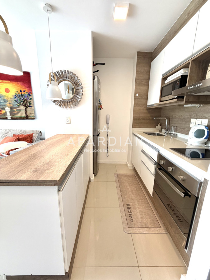 Apartamento ID.21099429 - Apartamento - venta - 1  dormitorio -   Mansa - piscina - parrillero Punta del Este