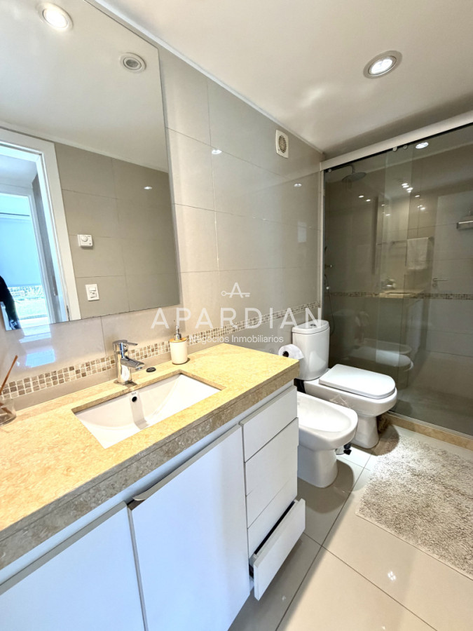 Apartamento ID.21099429 - Apartamento - venta - 1  dormitorio -   Mansa - piscina - parrillero Punta del Este