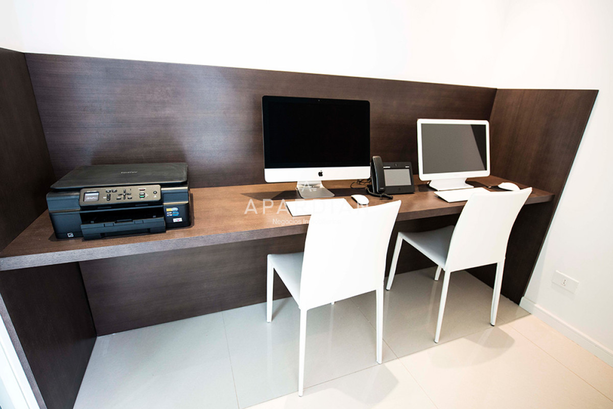 Apartamento ID.21099429 - Apartamento - venta - 1  dormitorio -   Mansa - piscina - parrillero Punta del Este