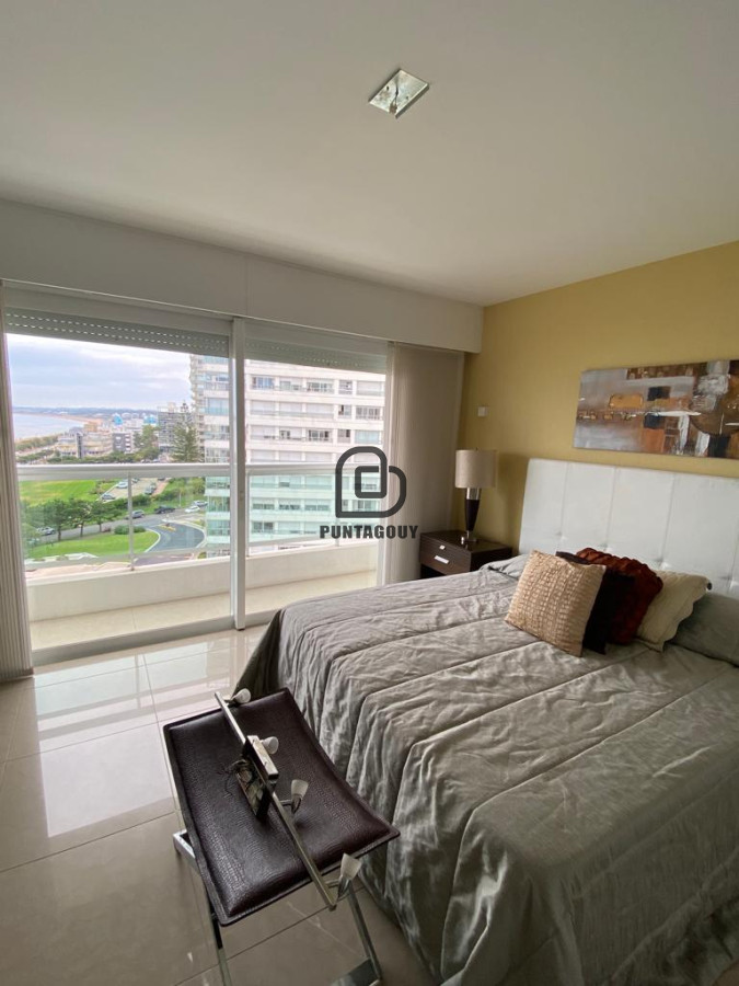 Apartamento ID.1721 - Aquarela apartamento en alquiler anual 3 dormitorios y dependencia. Punta del Este.