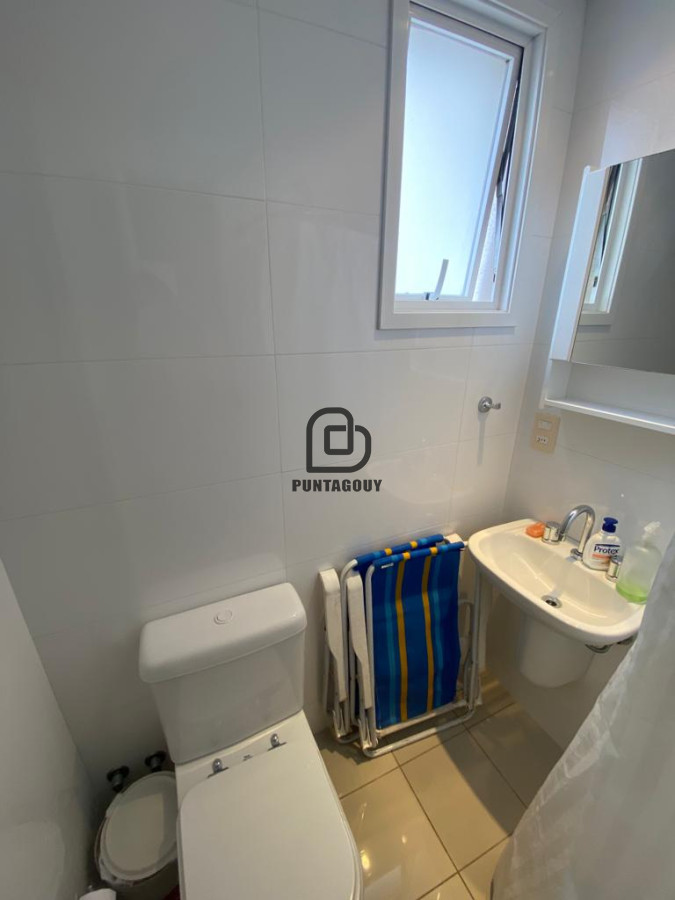 Apartamento ID.1721 - Aquarela apartamento en alquiler anual 3 dormitorios y dependencia. Punta del Este.