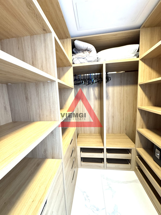 Apartamento ID.209 - Apartamento Premium de tres suites frente al mar. En venta. Paramount Smart Tower. 