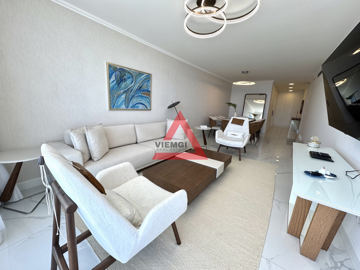 Apartamento ID.209 - Apartamento Premium de tres suites frente al mar. En venta. Paramount Smart Tower. 