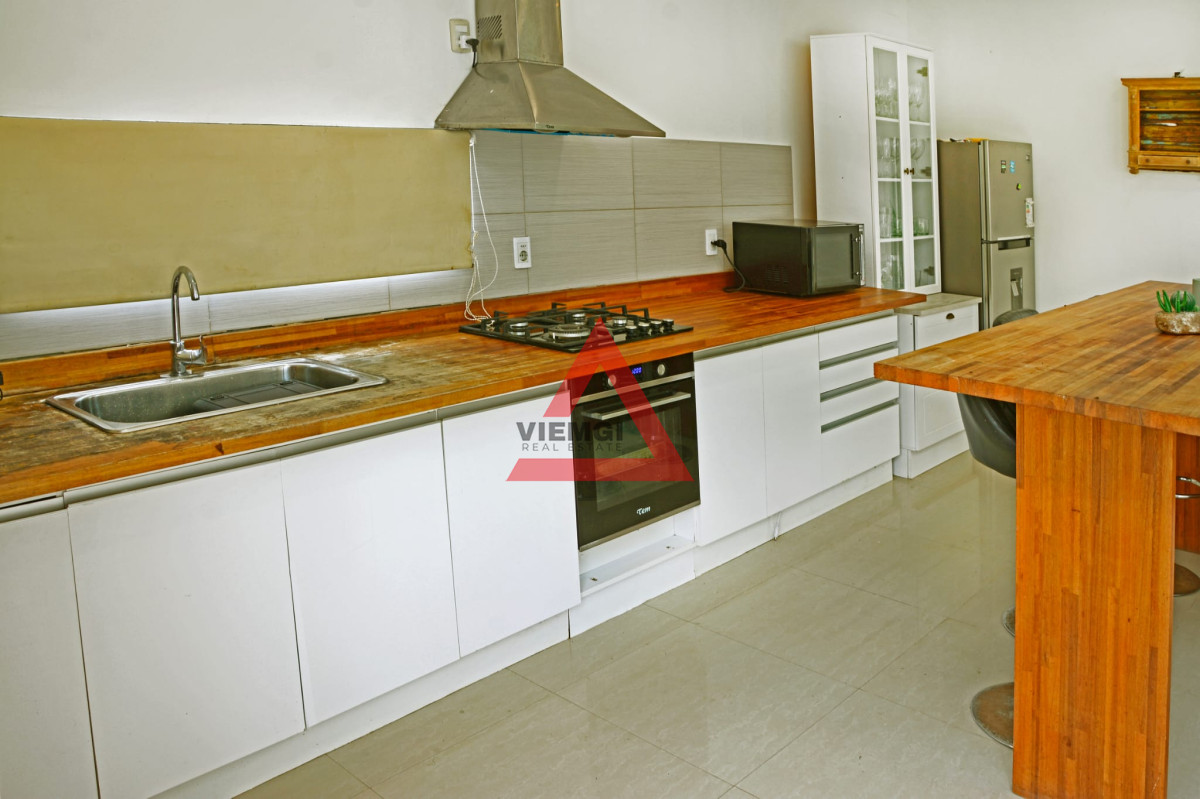 Casa ID.241 - Hermosa casa en venta de 3 dormitorios. 