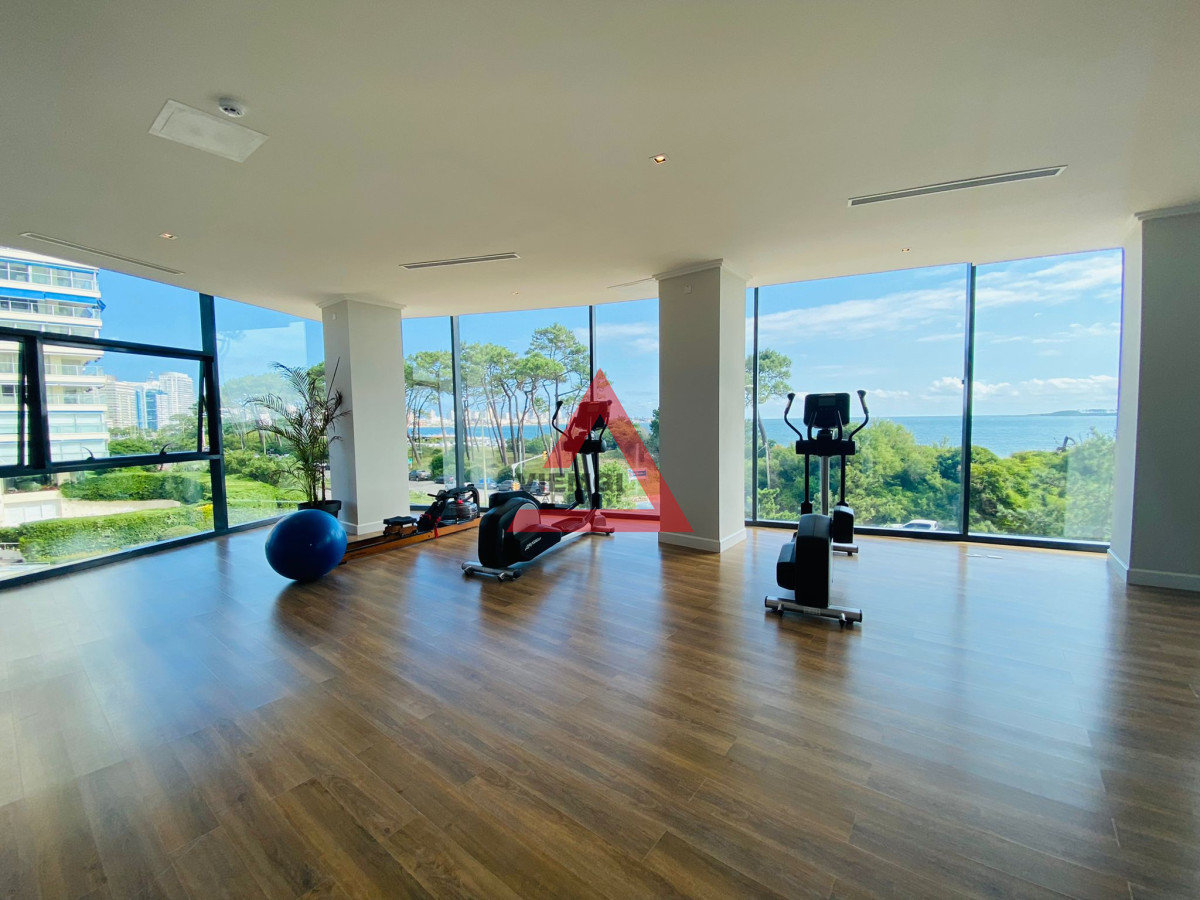 Apartamento ID.209 - Apartamento Premium de tres suites frente al mar. En venta. Paramount Smart Tower. 