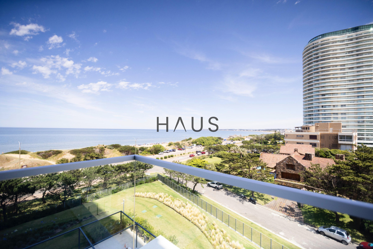 Apartamento ID.604 - Venetian en Alquiler de verano 2026 tres suites y dependencia. Punta del Este 