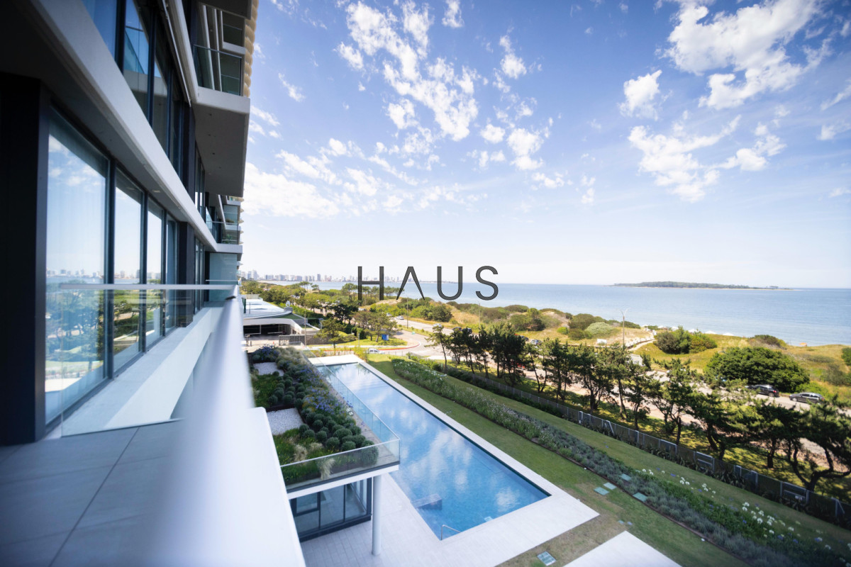 Apartamento ID.604 - Venetian en Alquiler de verano 2026 tres suites y dependencia. Punta del Este 