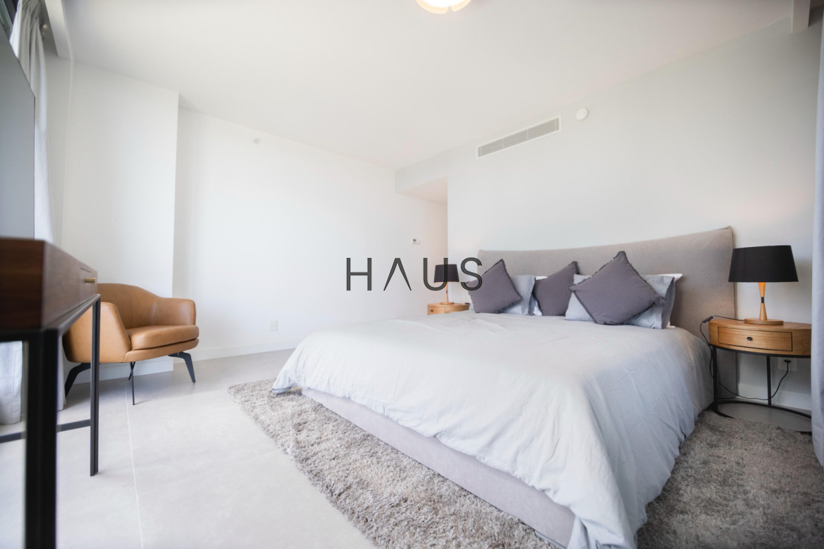 Apartamento ID.604 - Venetian en Alquiler de verano 2026 tres suites y dependencia. Punta del Este 