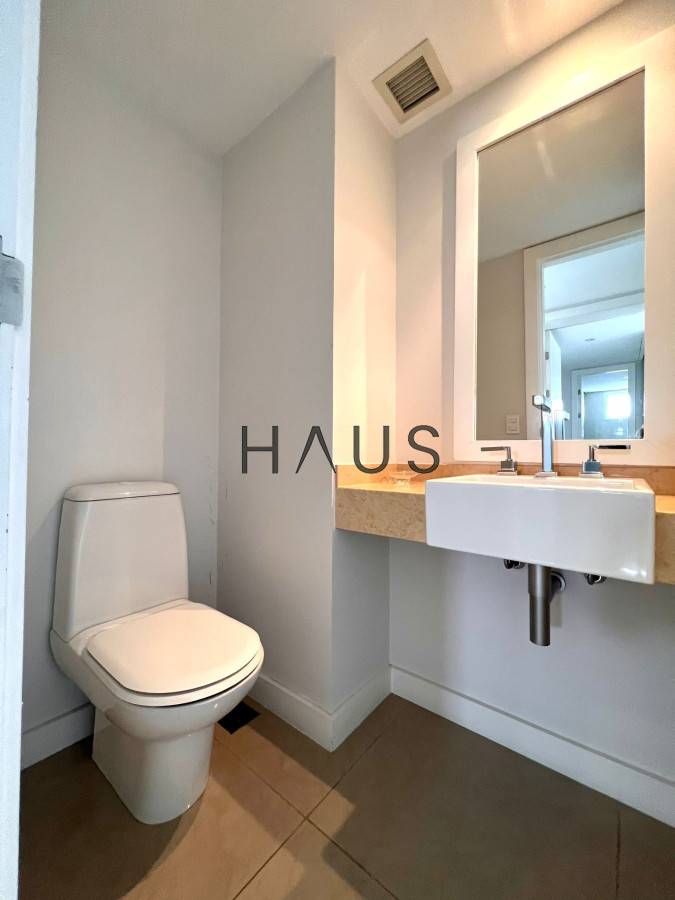 Apartamento ID.605 - Apartamento en alquiler anual Aquarela 2 dormitorios y dependencia. Punta del Este