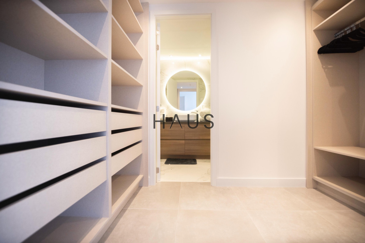 Apartamento ID.604 - Venetian en Alquiler de verano 2026 tres suites y dependencia. Punta del Este 