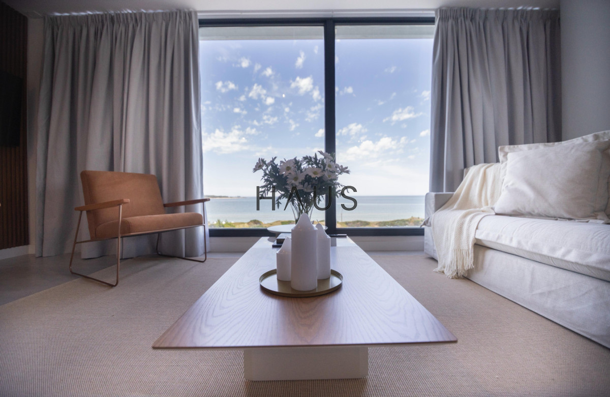 Apartamento ID.604 - Venetian en Alquiler de verano 2026 tres suites y dependencia. Punta del Este 