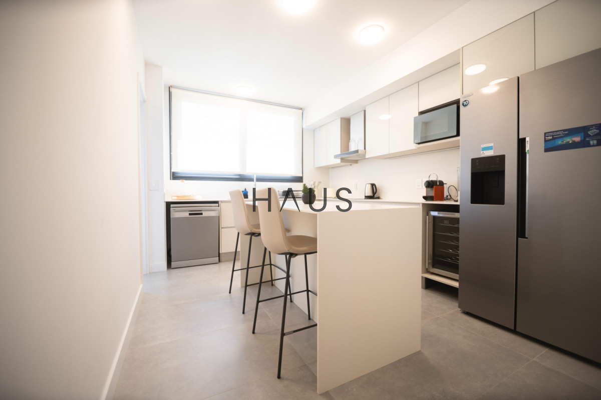 Apartamento ID.604 - Venetian en Alquiler de verano 2026 tres suites y dependencia. Punta del Este 