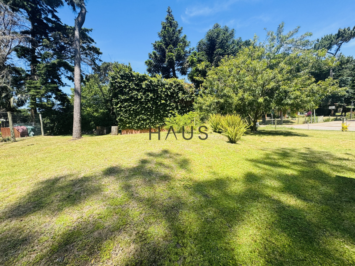 Casa ID.540 - Casa en venta de 2 dormitorios en Lugano Punta del Este