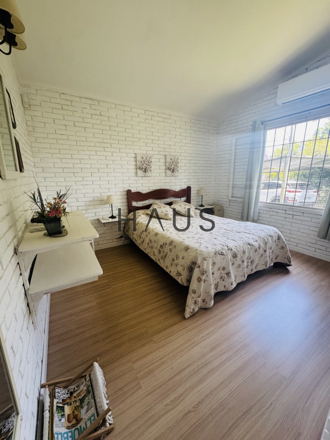 Casa ID.540 - Casa en venta de 2 dormitorios en Lugano Punta del Este
