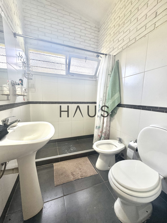 Casa ID.540 - Casa en venta de 2 dormitorios en Lugano Punta del Este