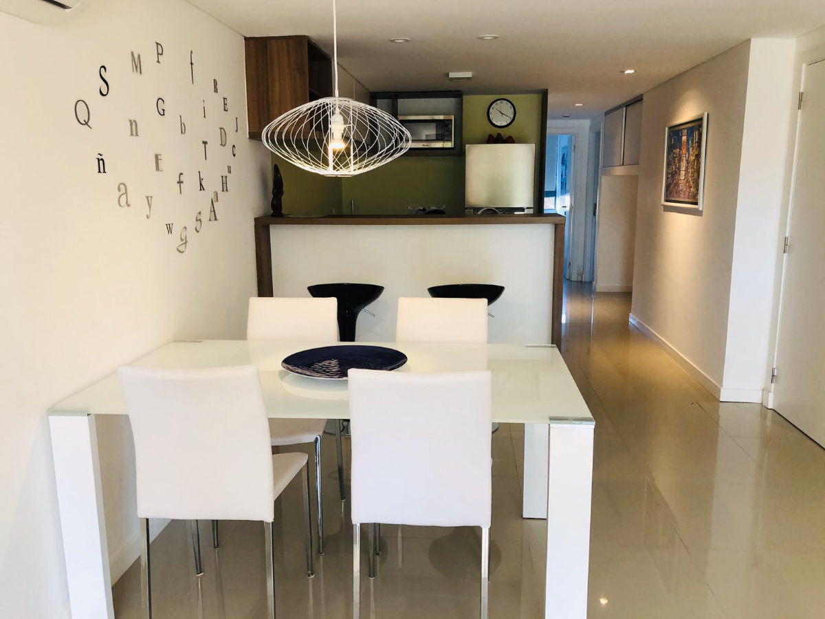 Apartamento ID.408 - Apartamento en venta 2 dormitorios Playa Brava. Chronos. Punta del Este