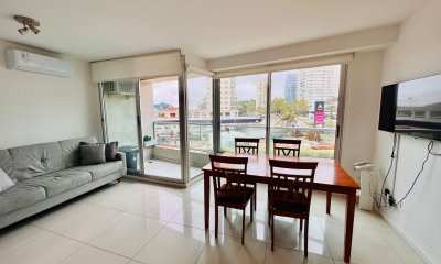 Apartamento en venta 2 dormitorios 2 baños moderno bajas expensas