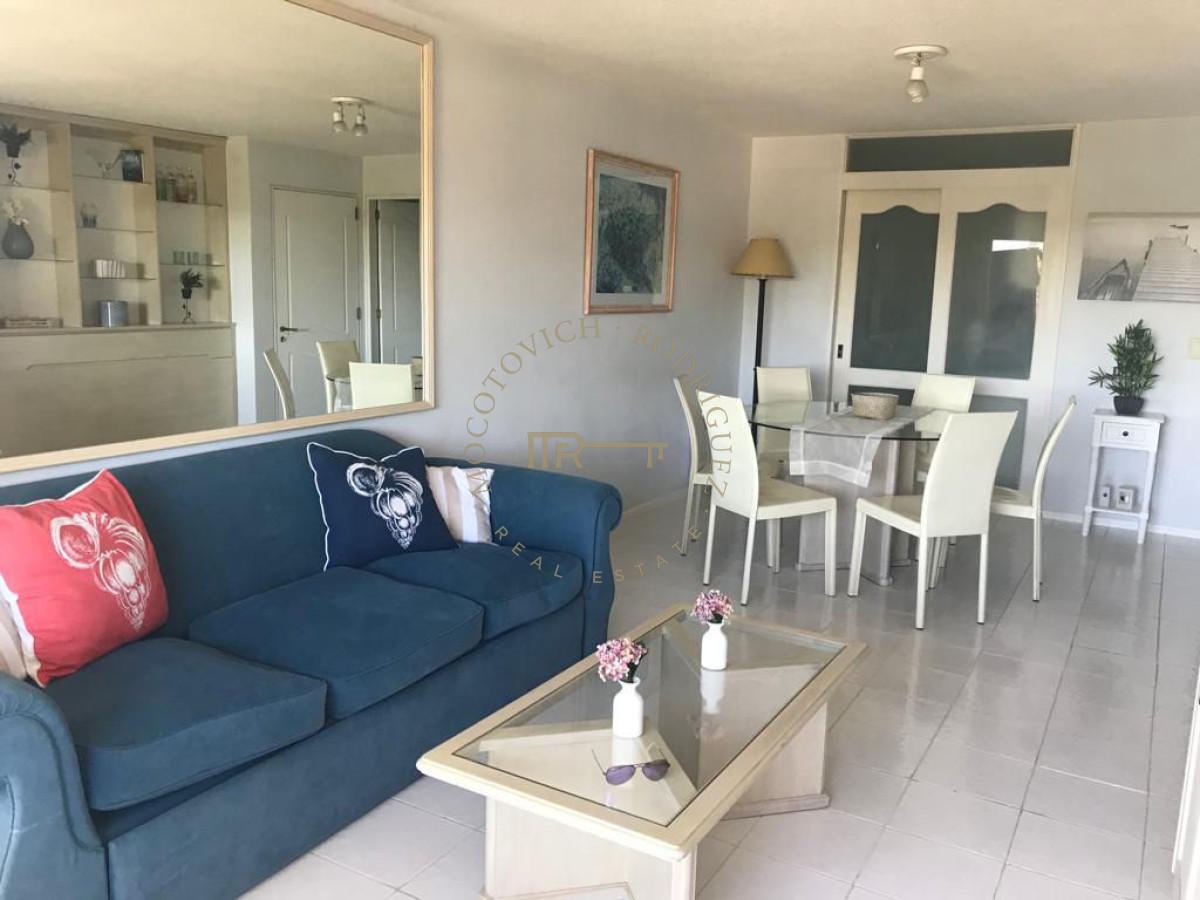 Apartamento ID.177 - Apartamento 2 dormitorios con piscina  - Playa Mansa Alquiler invernal