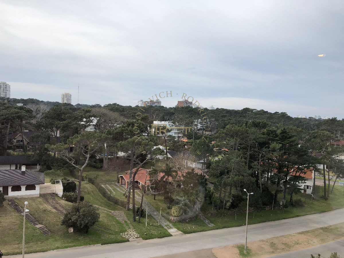 Apartamento ID.177 - Apartamento 2 dormitorios con piscina  - Playa Mansa Alquiler invernal