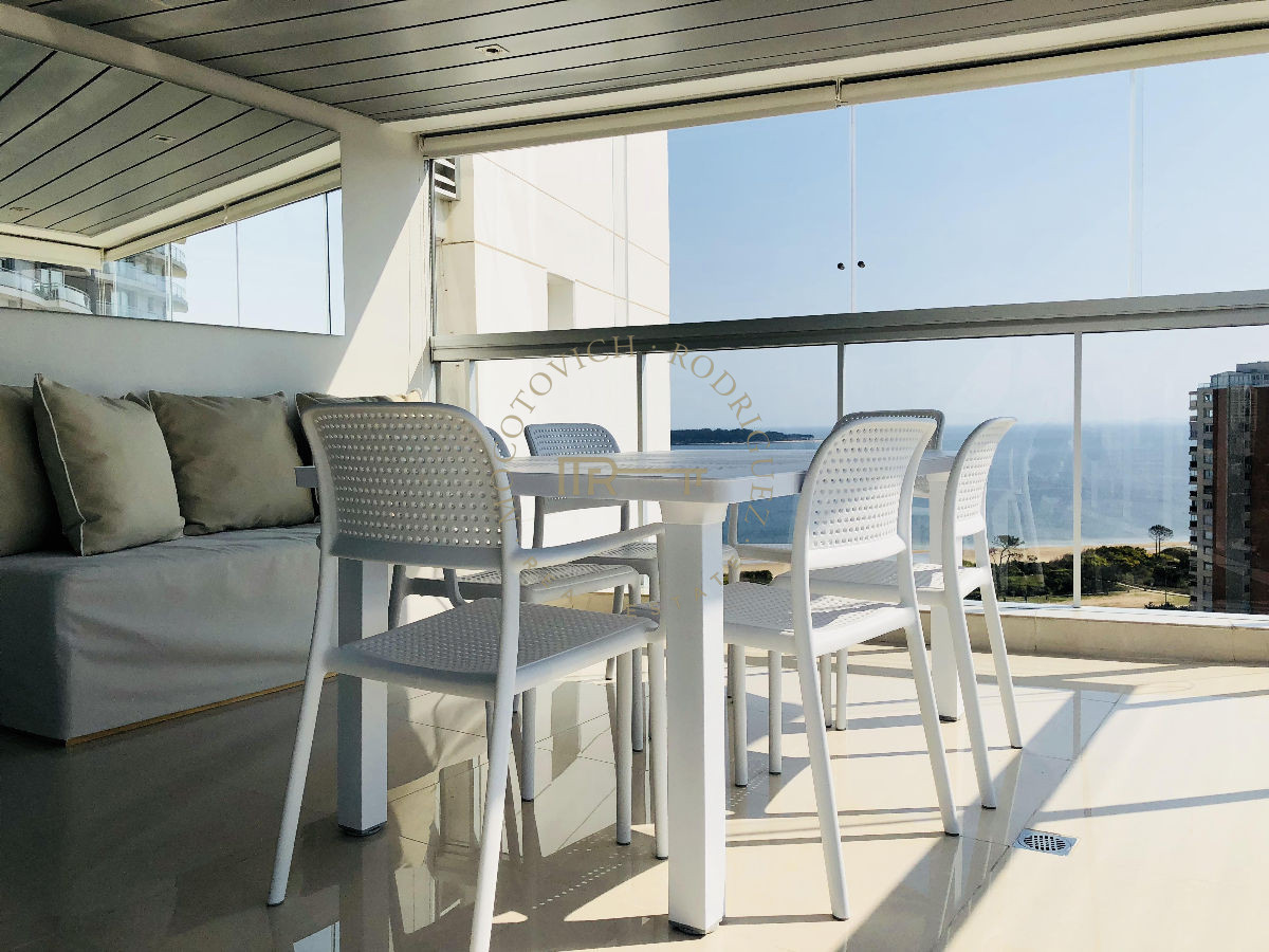 Apartamento ID.198 - Apartamento en alquiler temporal .Playa Mansa